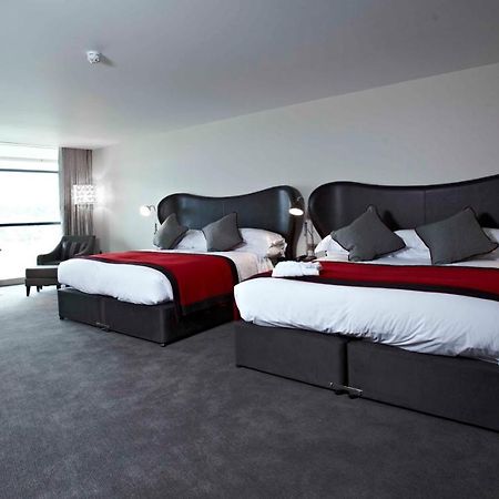 Brooklands Hotel & Spa Weybridge Zewnętrze zdjęcie
