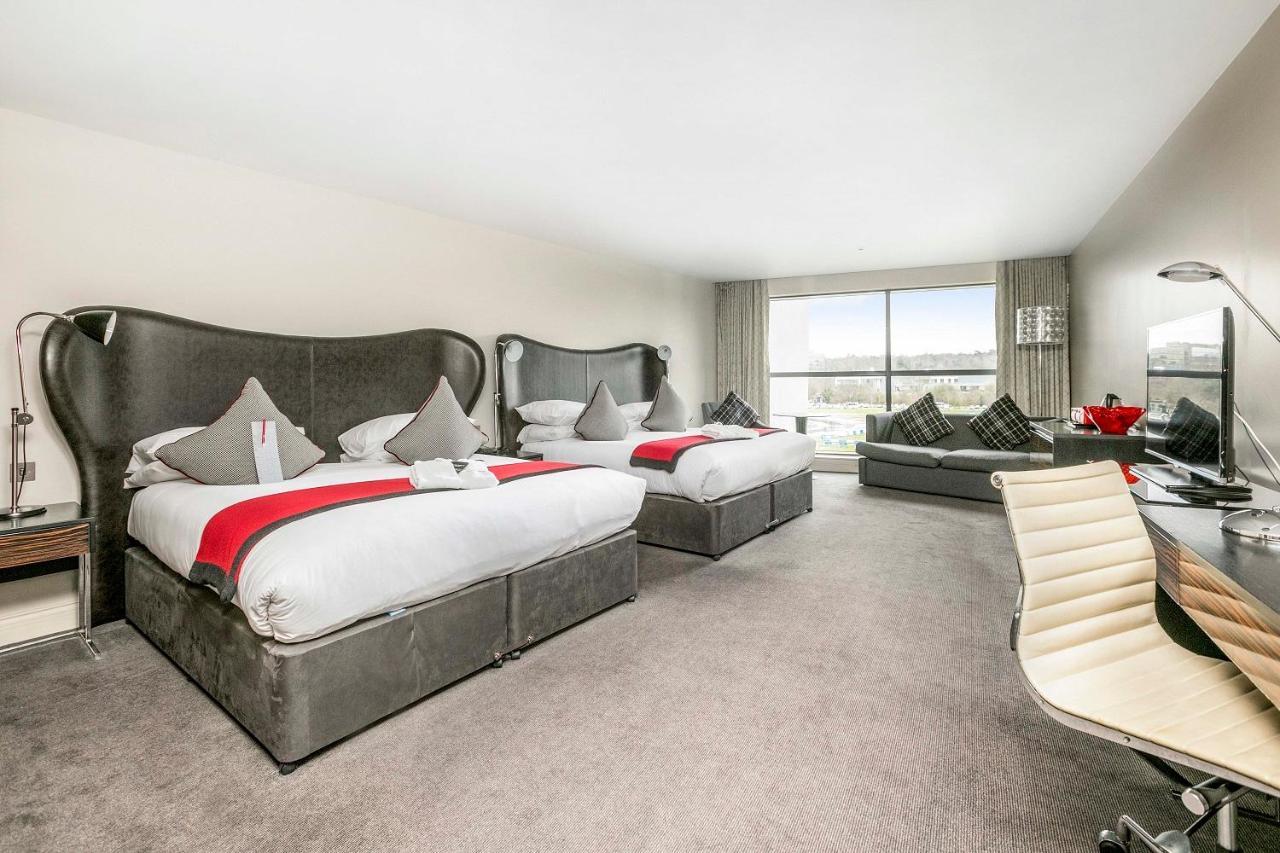 Brooklands Hotel & Spa Weybridge Zewnętrze zdjęcie
