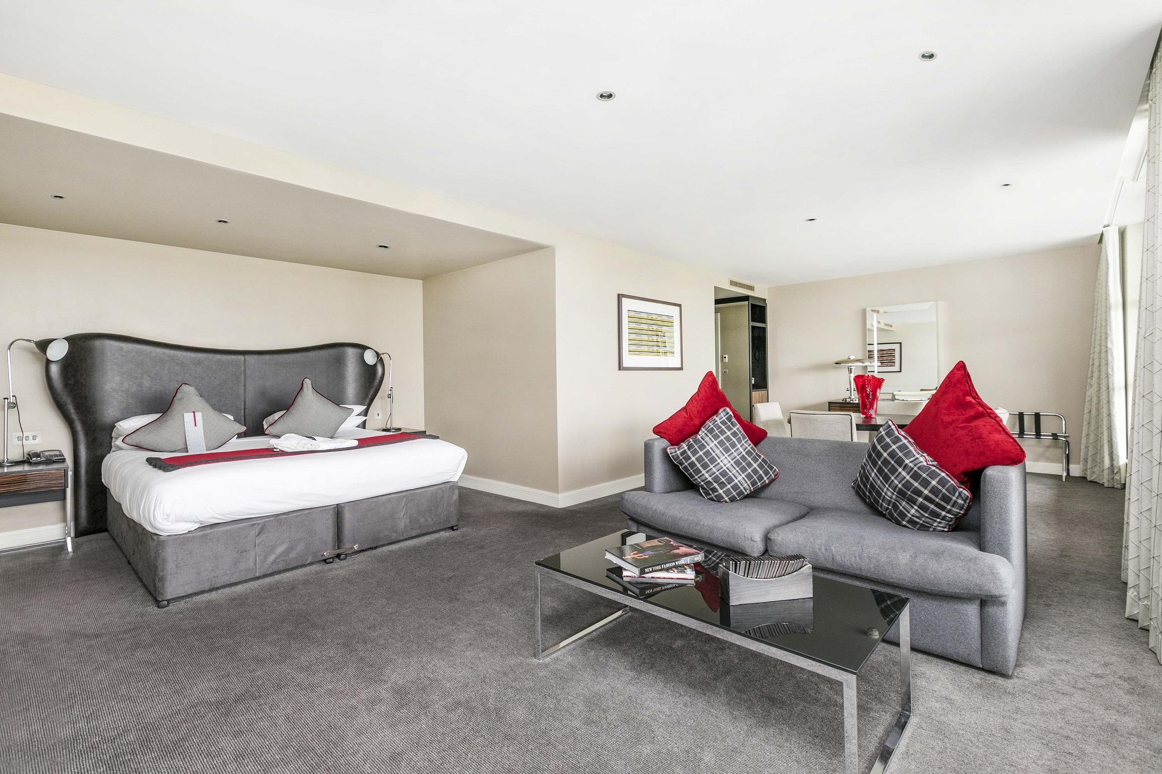 Brooklands Hotel & Spa Weybridge Zewnętrze zdjęcie