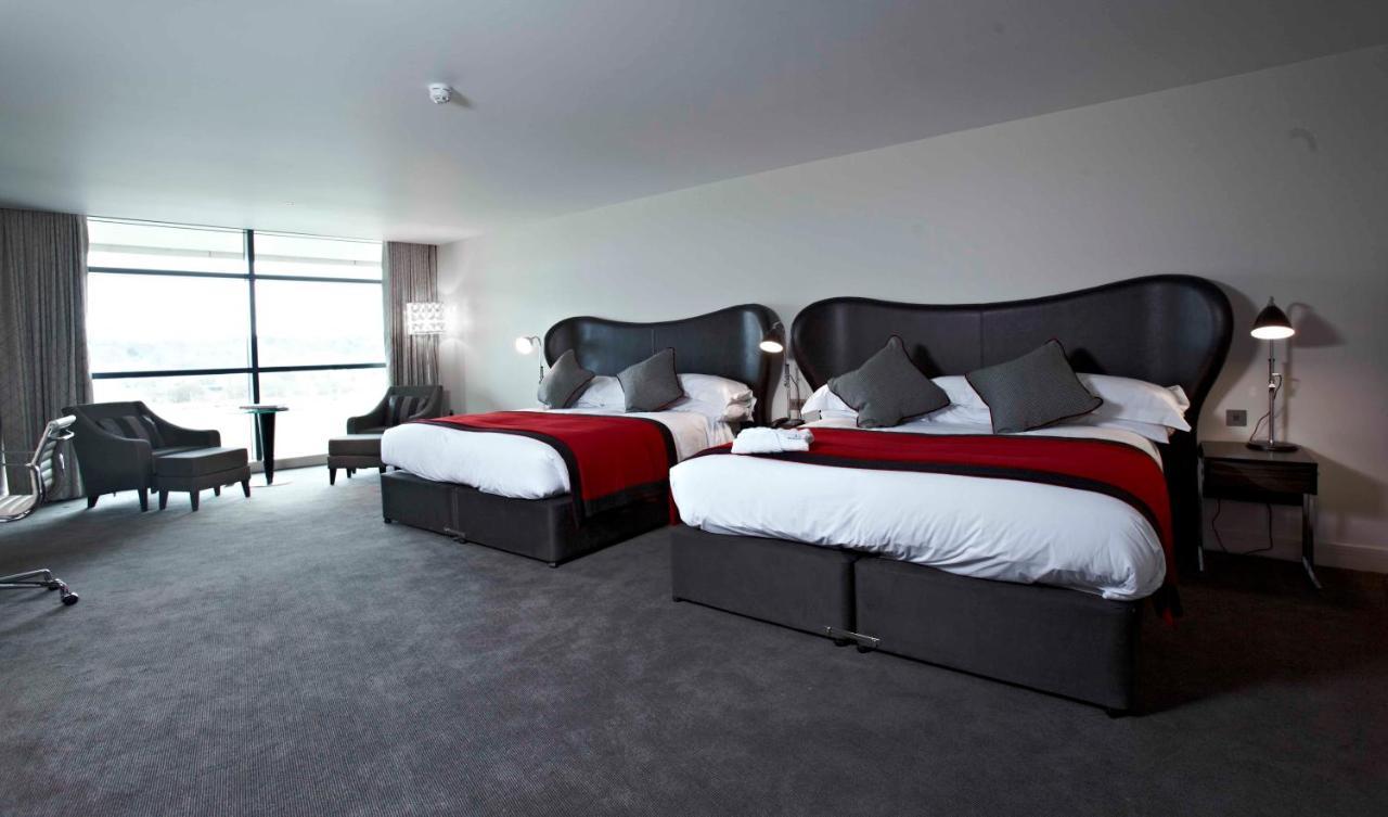 Brooklands Hotel & Spa Weybridge Zewnętrze zdjęcie